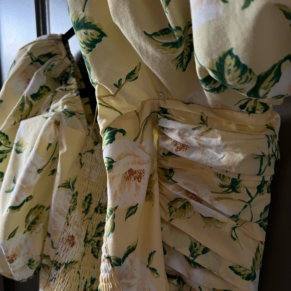 Abercrombie & Fitch | Yellow Floral Emerson Poplin Puff Sleeve Midi Dress - Picture 13 of 14